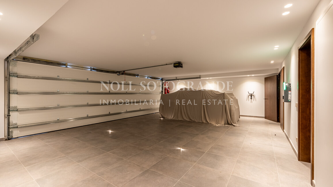 Luxury Golf Villa in Sotogrande Alto for sale