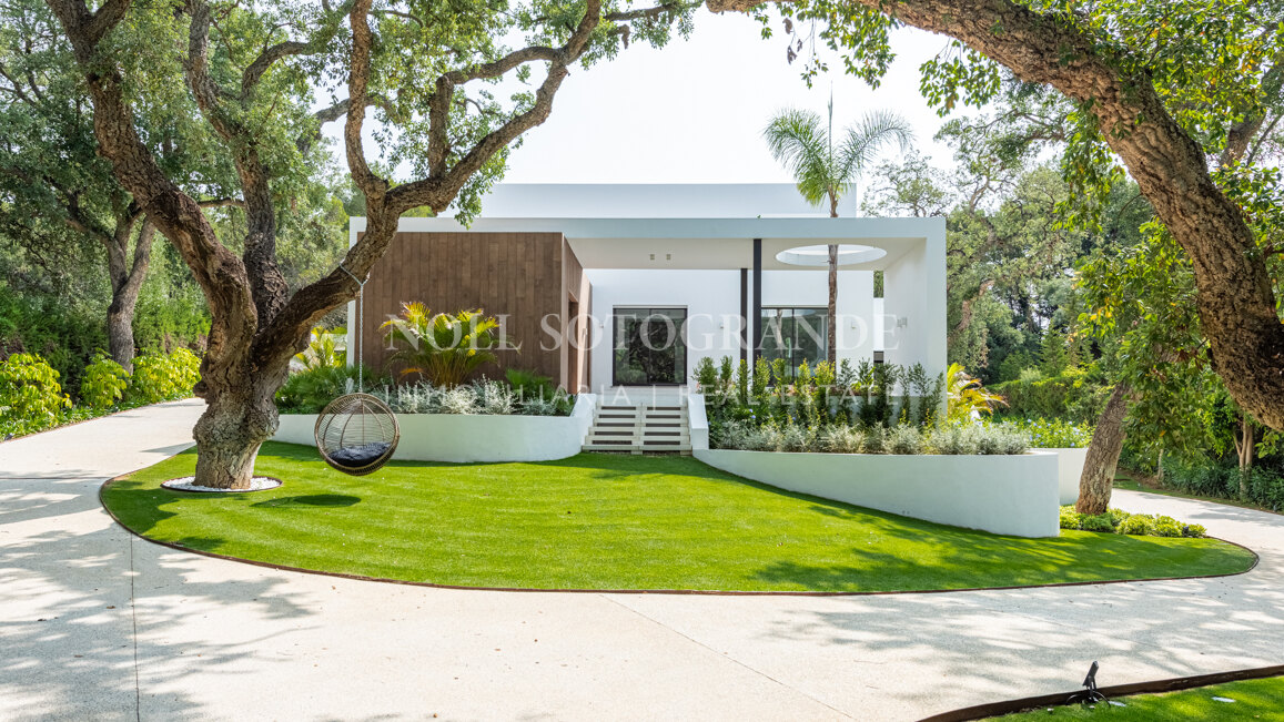Luxury Golf Villa in Sotogrande Alto for sale