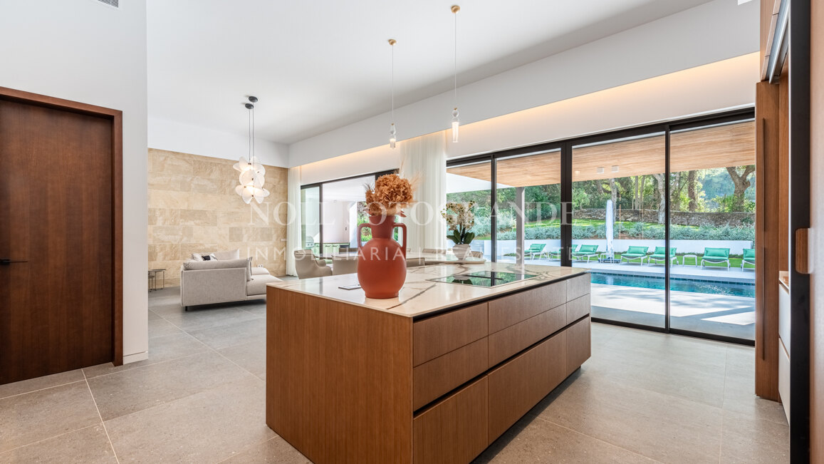 Luxury Golf Villa in Sotogrande Alto for sale