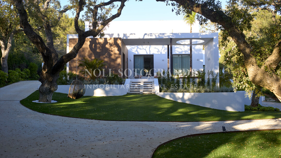 Luxury Golf Villa in Sotogrande Alto for sale