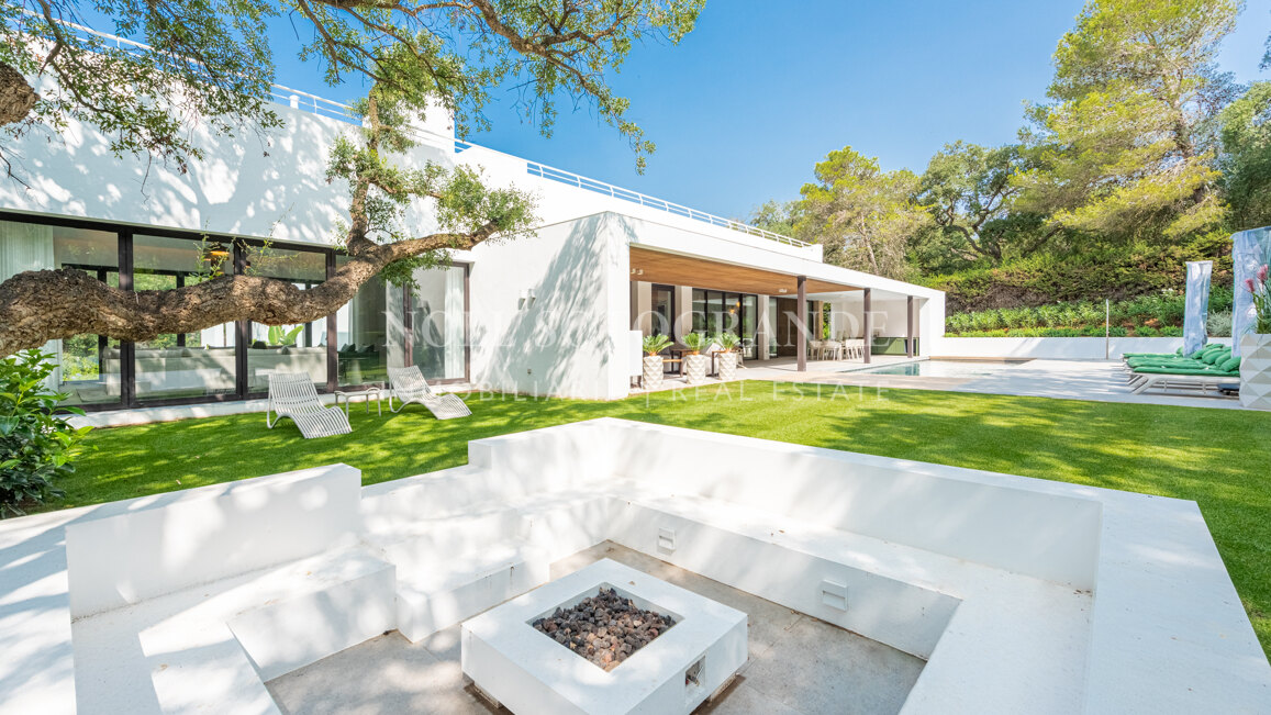 Luxury Golf Villa in Sotogrande Alto for sale