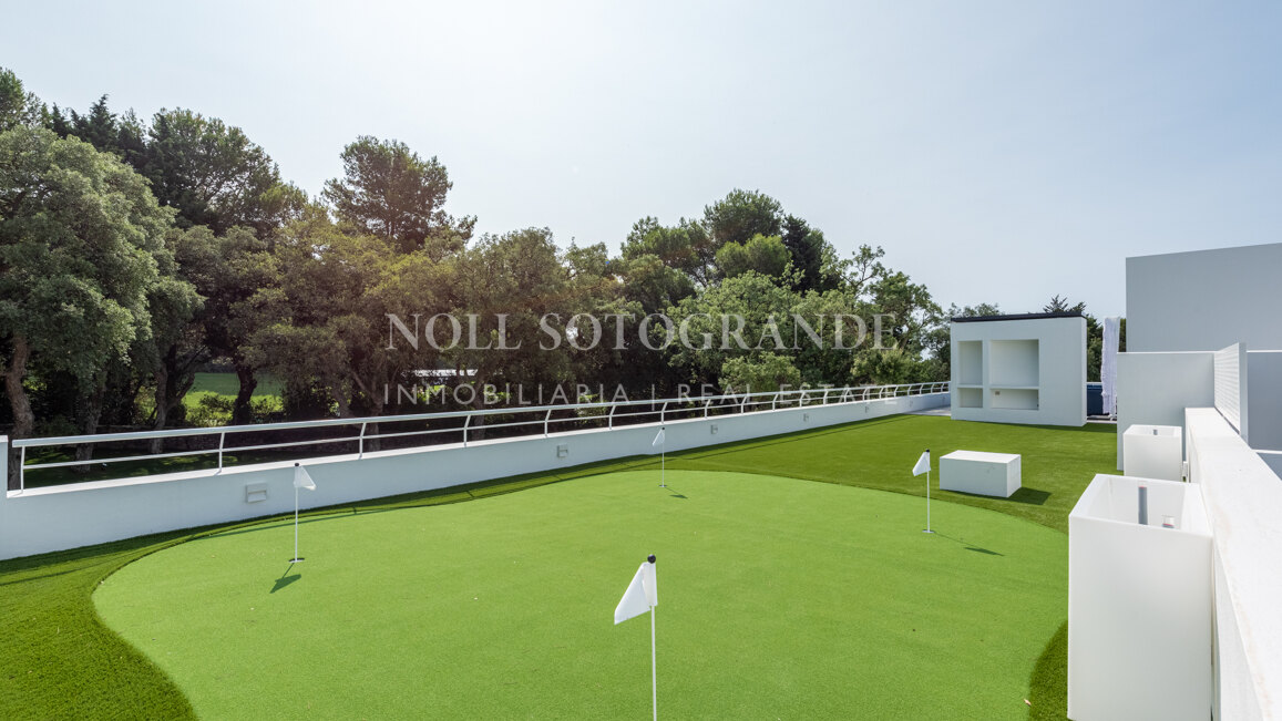Luxury Golf Villa in Sotogrande Alto for sale