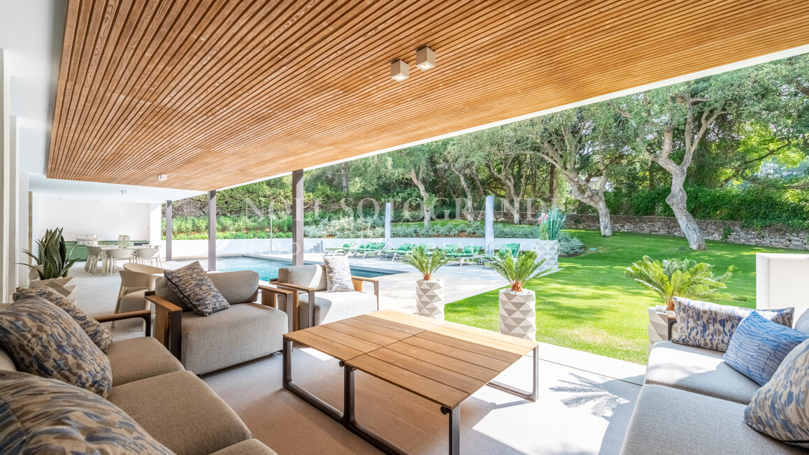 Luxury Golf Villa in Sotogrande Alto for sale