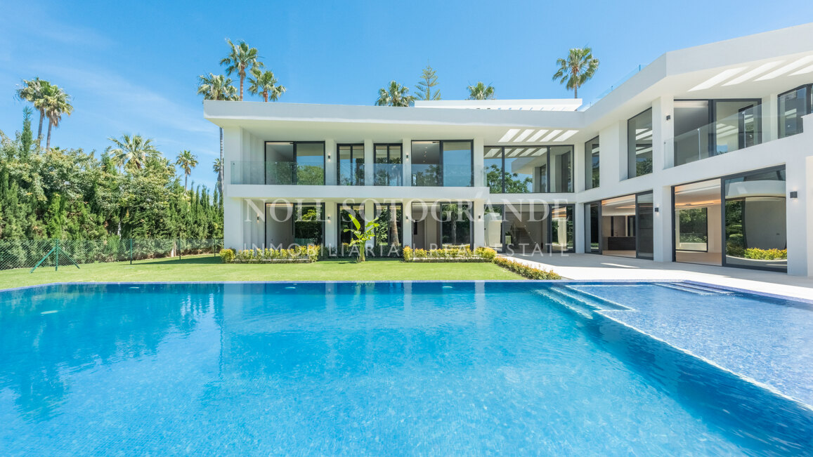 Villa Isabel - Luxuriöse zeitgenössische Villa in Kings & Queens, Sotogrande - 5 Schlafzimmer