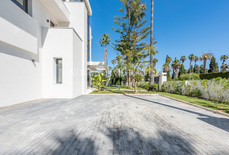 Villa Isabel - Luxuriöse zeitgenössische Villa in Kings & Queens, Sotogrande - 5 Schlafzimmer