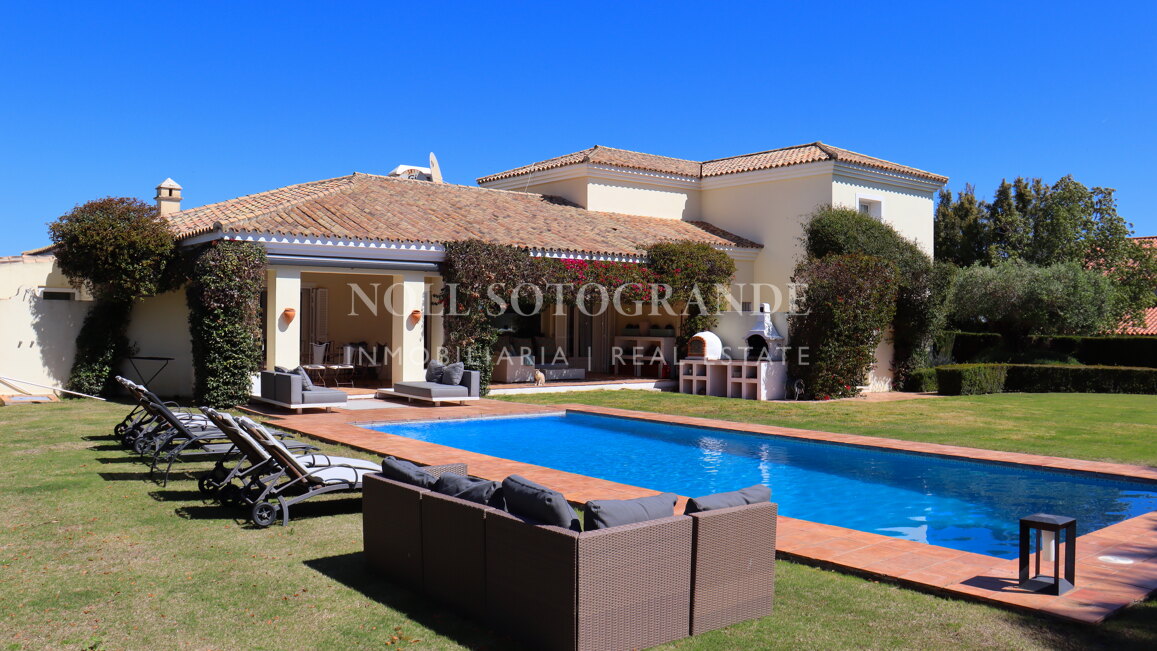 Villa in der Nähe des SO Sotogrande zur Ferienvermietung