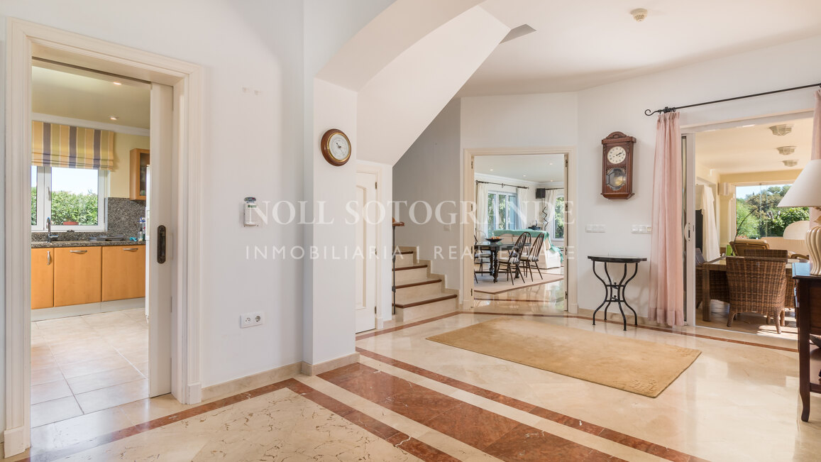 Villa French Marigold - Einfamilienhaus zum Verkauf in Sotogrande Alto