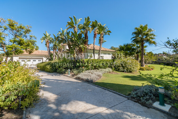 Villa French Marigold - Einfamilienhaus zum Verkauf in Sotogrande Alto