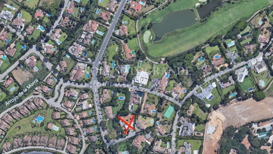 Grundstück zum Verkauf in Sotogrande Kings and Queens mit Projekt und erteilter Lizenz