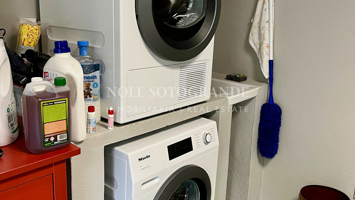 Elegante, makellose, zeitlose Villa zur Vermietung für anspruchsvolle Mieter