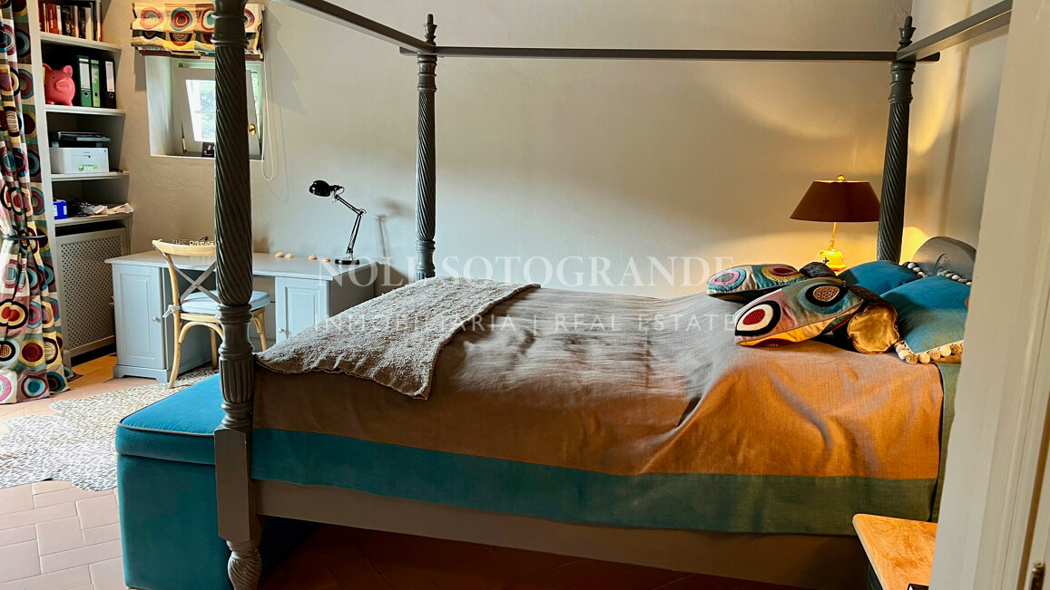 Elegante, makellose, zeitlose Villa zur Vermietung für anspruchsvolle Mieter