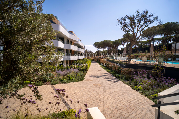 Village Verde apartamento en planta baja con jardín, Fase 1