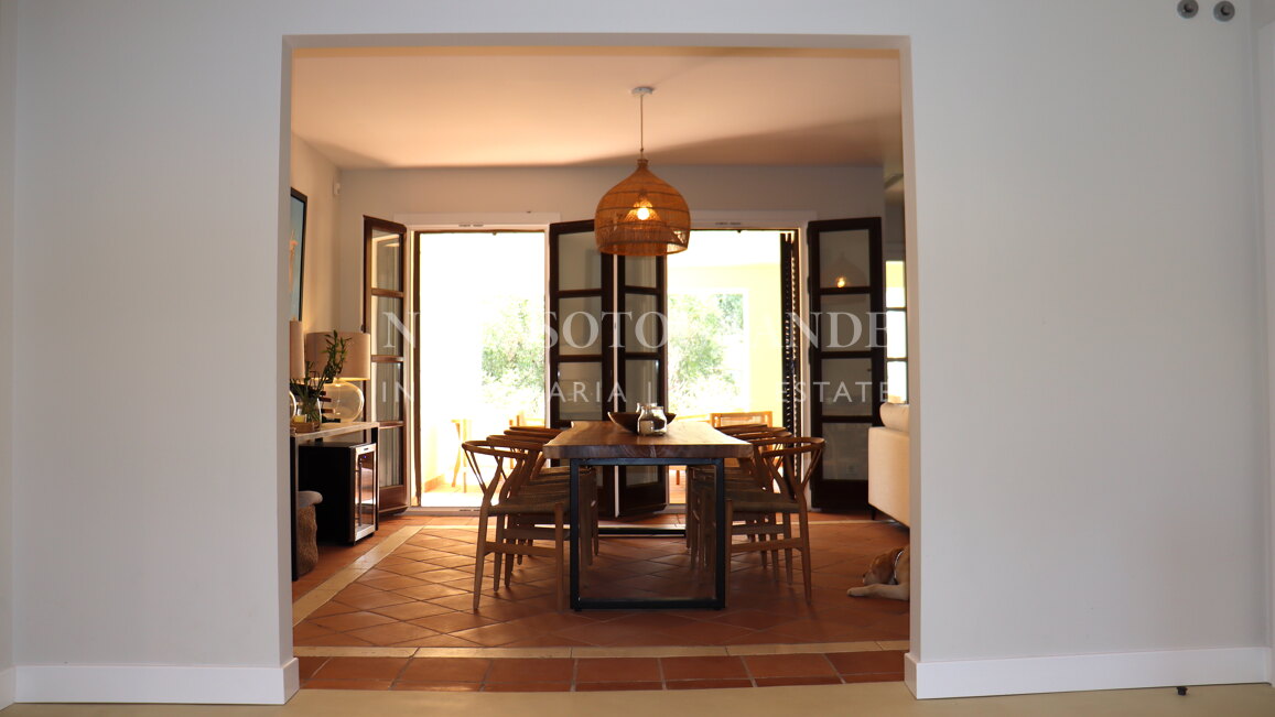 Villa zur Ferienvermietung in Los Cortijos de la Reserva, Sotogrande