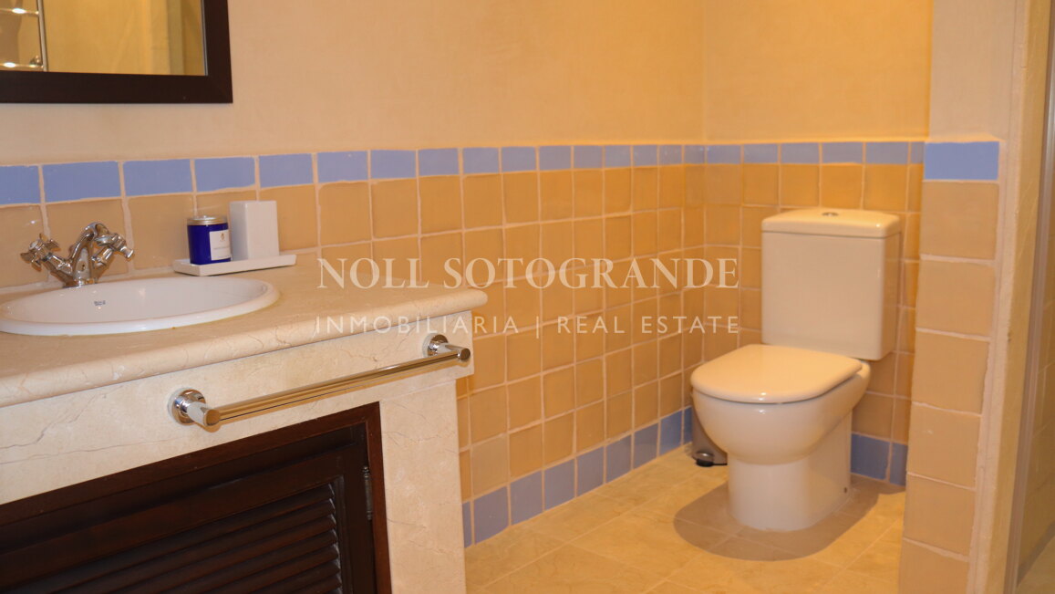 Villa zur Ferienvermietung in Los Cortijos de la Reserva, Sotogrande