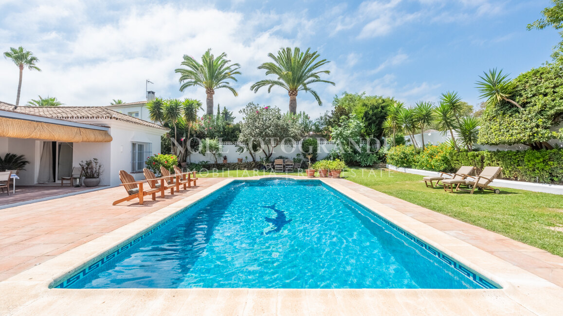 Charmantes Haus in Sotogrande Costa zu vermieten