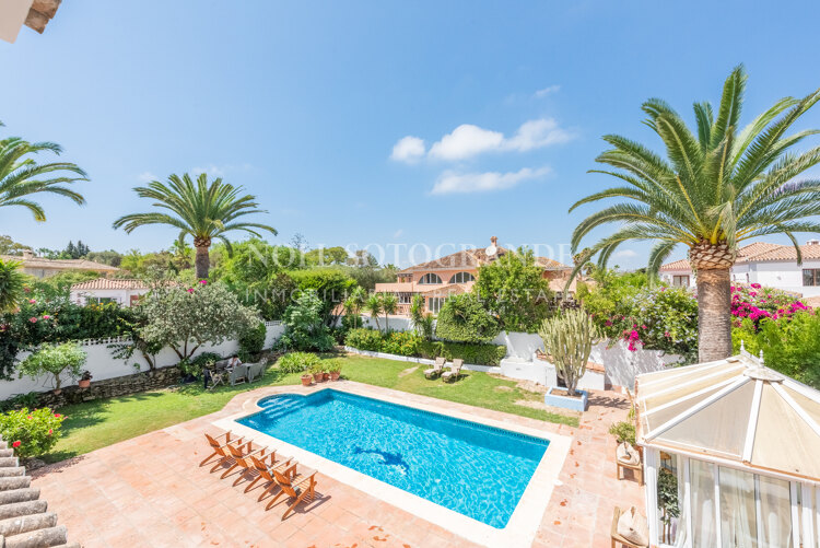 Charmantes Haus in Sotogrande Costa zu vermieten