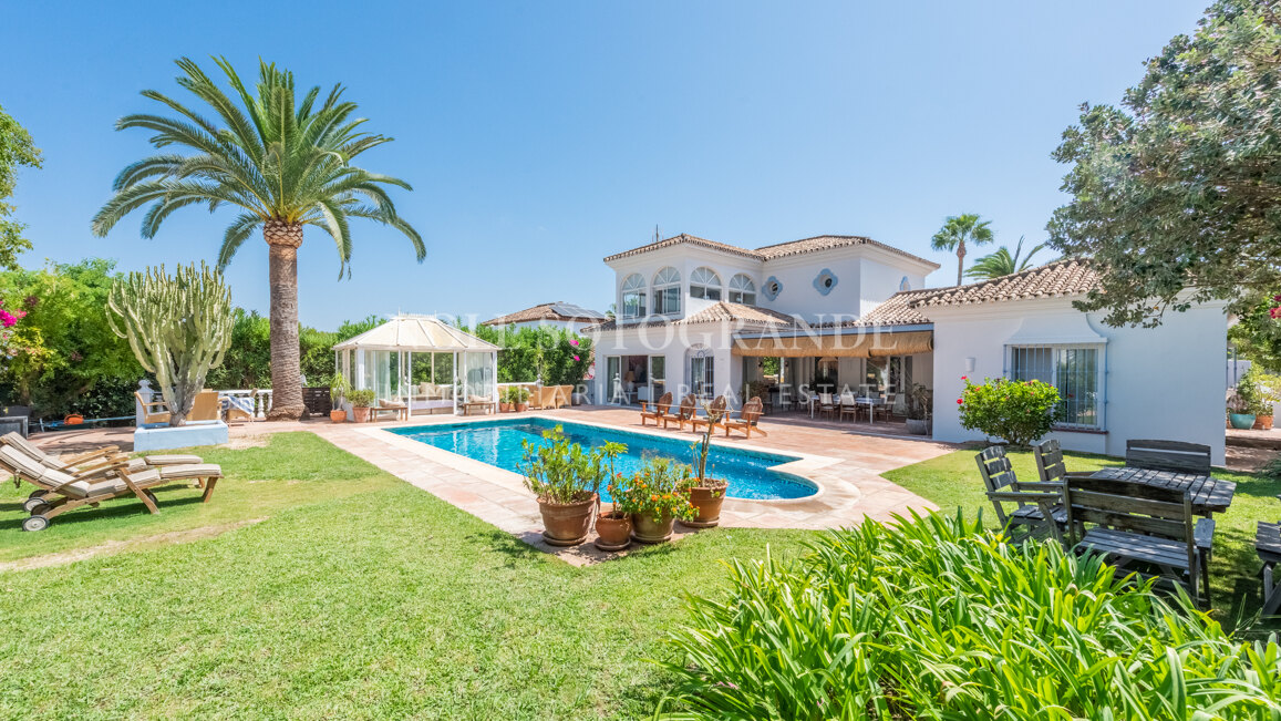 Charmantes Haus in Sotogrande Costa zu vermieten
