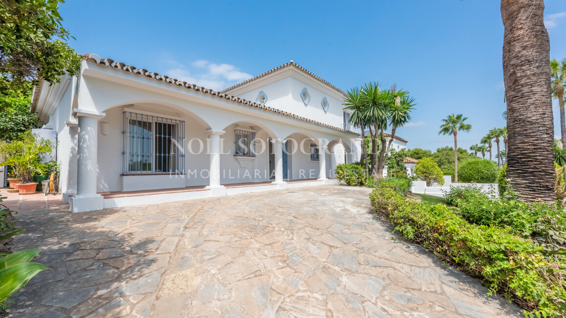 Charmantes Haus in Sotogrande Costa zu vermieten