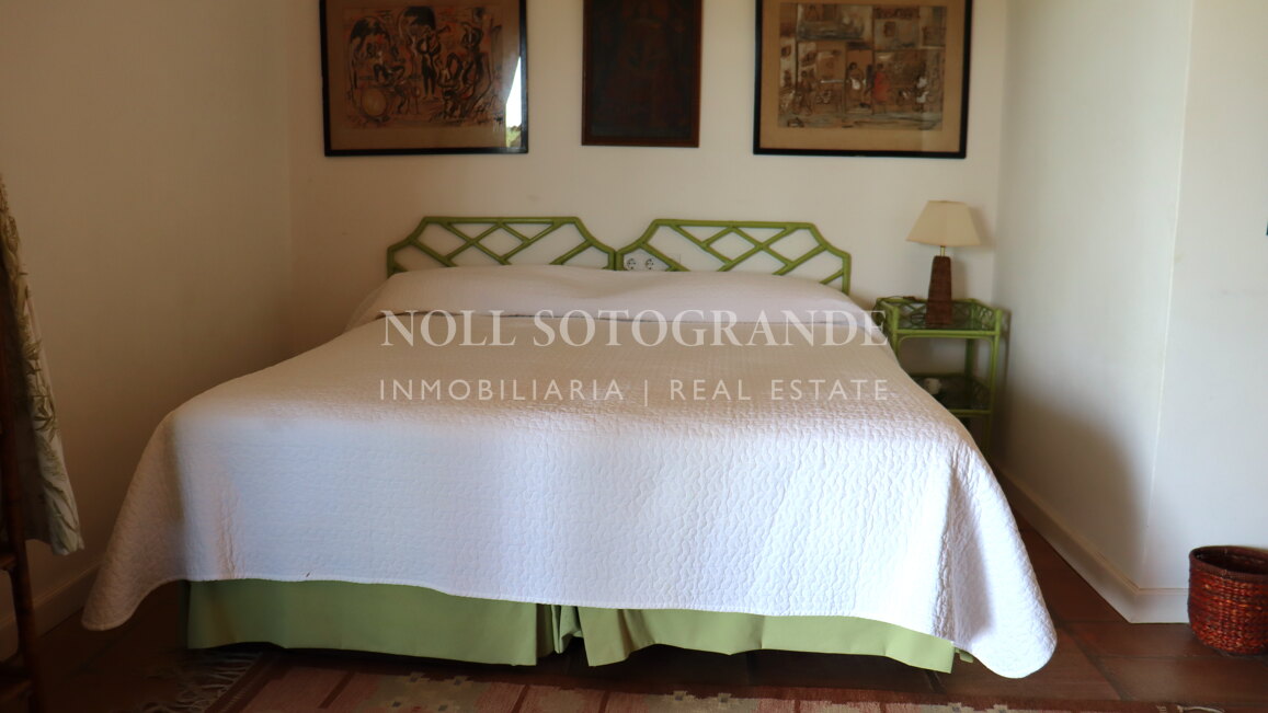 Reizvolle Villa zur Vermietung im Paseo del Parque.