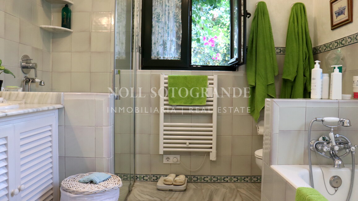 Reizvolle Villa zur Vermietung im Paseo del Parque.