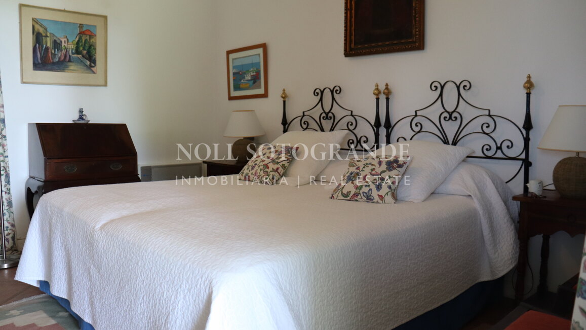 Reizvolle Villa zur Vermietung im Paseo del Parque.