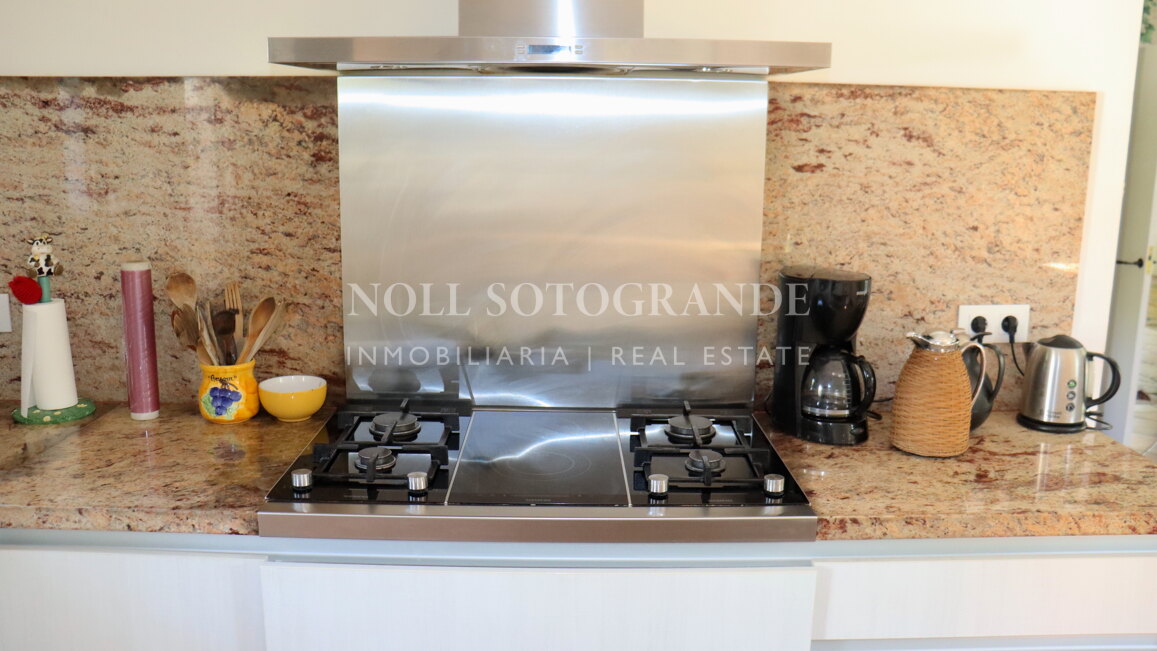 Reizvolle Villa zur Vermietung im Paseo del Parque.