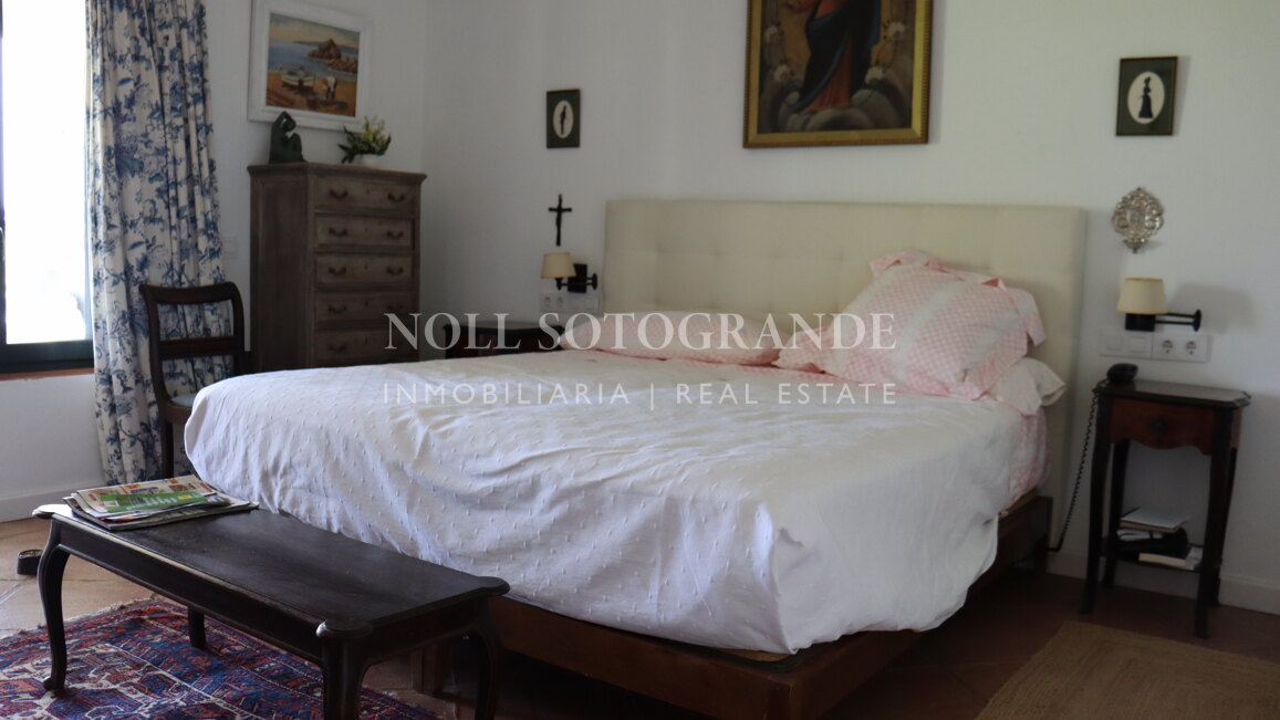 Reizvolle Villa zur Vermietung im Paseo del Parque.