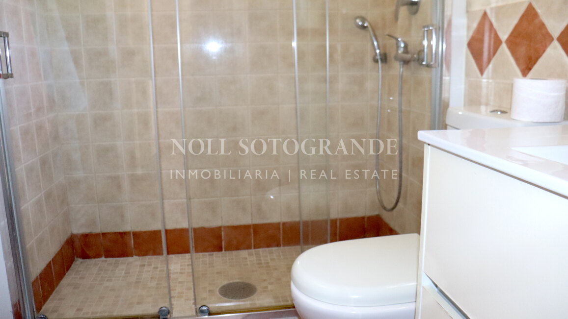 Reizvolle Villa zur Vermietung im Paseo del Parque.