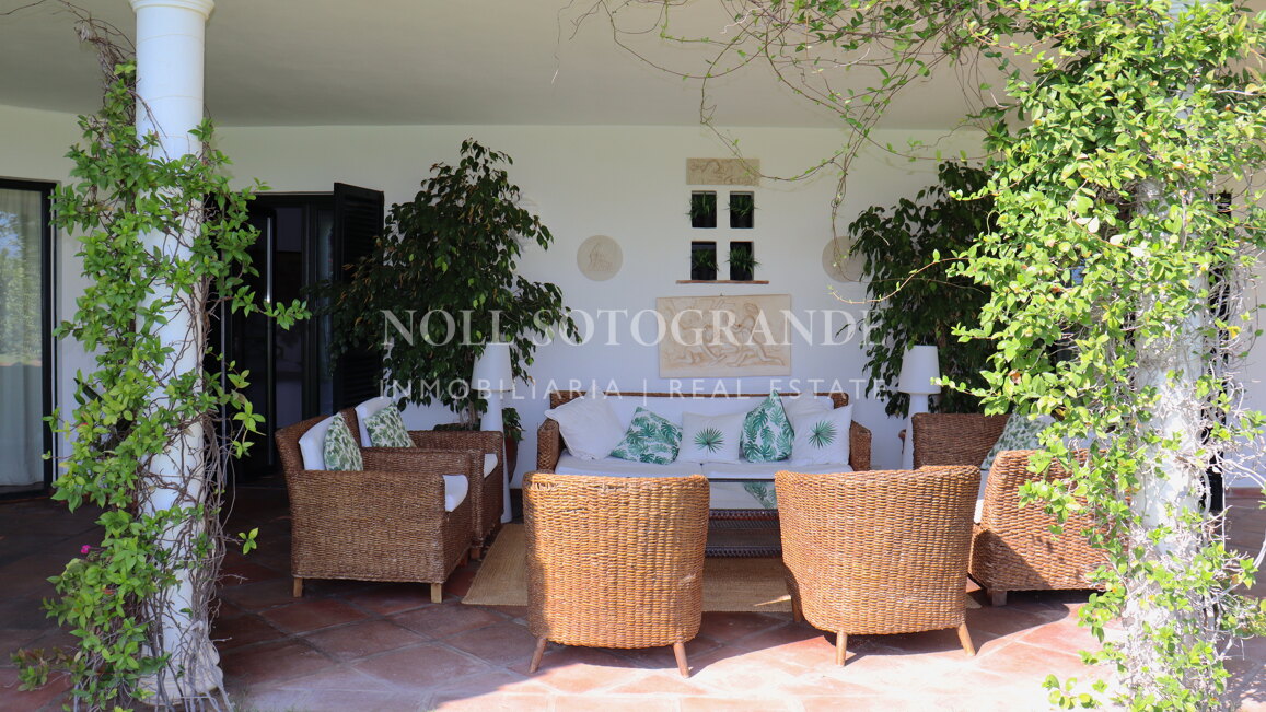 Reizvolle Villa zur Vermietung im Paseo del Parque.