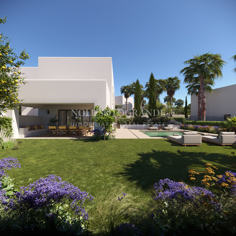 Moderne Häuser am Golfplatz vom Plan zum Verkauf in La Reserva