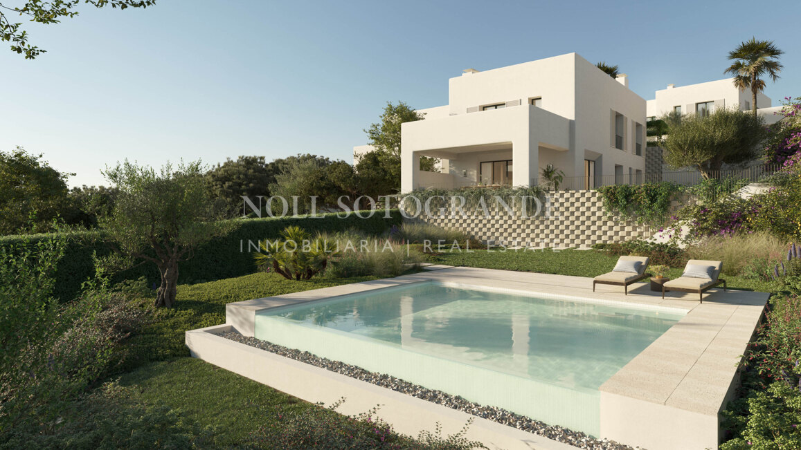 Moderne Häuser am Golfplatz vom Plan zum Verkauf in La Reserva