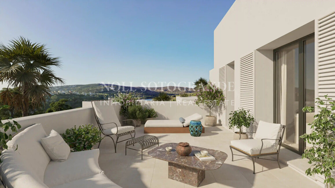 Moderne Häuser am Golfplatz vom Plan zum Verkauf in La Reserva