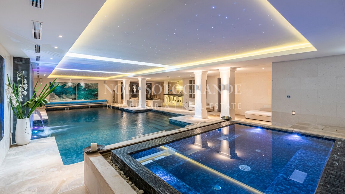 Traditionell/moderne Villa zu verkaufen in Sotogrande Alto