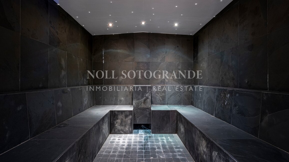 Traditionell/moderne Villa zu verkaufen in Sotogrande Alto