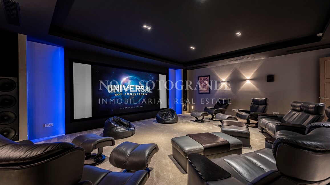 Traditionell/moderne Villa zu verkaufen in Sotogrande Alto