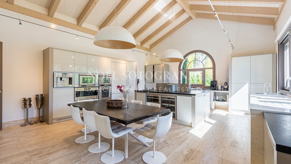 Traditionell/moderne Villa zu verkaufen in Sotogrande Alto