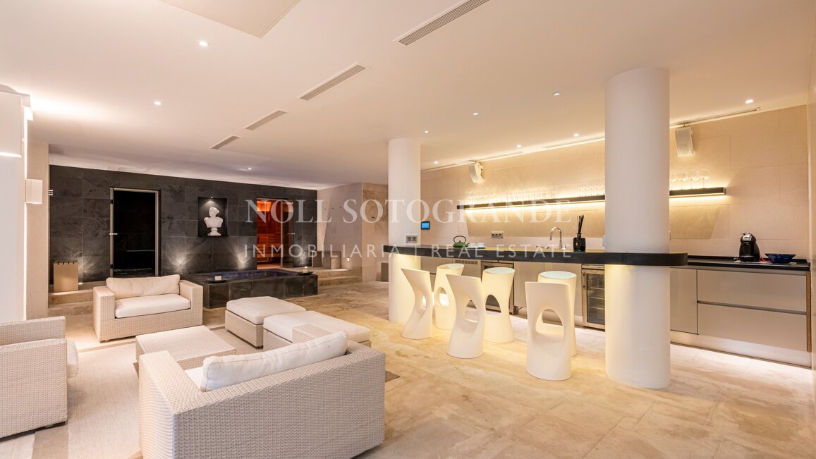 Traditionell/moderne Villa zu verkaufen in Sotogrande Alto