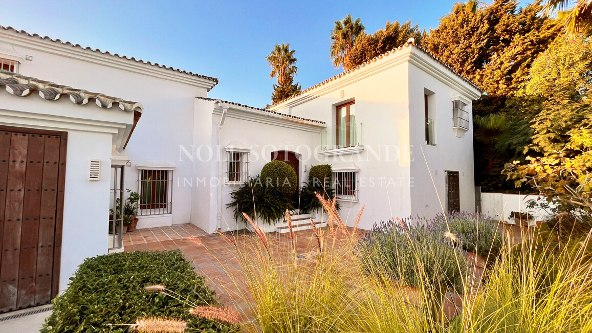 Casa Zana Luxusvilla mit Meerblick zur kurzfristigen Vermietung in Sotogrande Alto