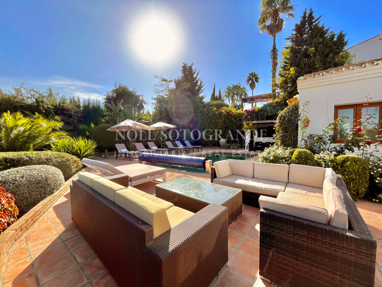 Casa Zana Luxusvilla mit Meerblick zur kurzfristigen Vermietung in Sotogrande Alto