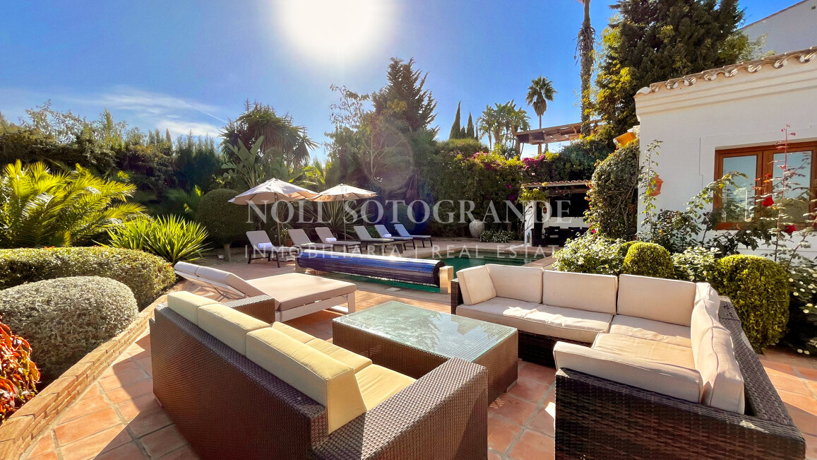 Casa Zana Luxusvilla mit Meerblick zur kurzfristigen Vermietung in Sotogrande Alto