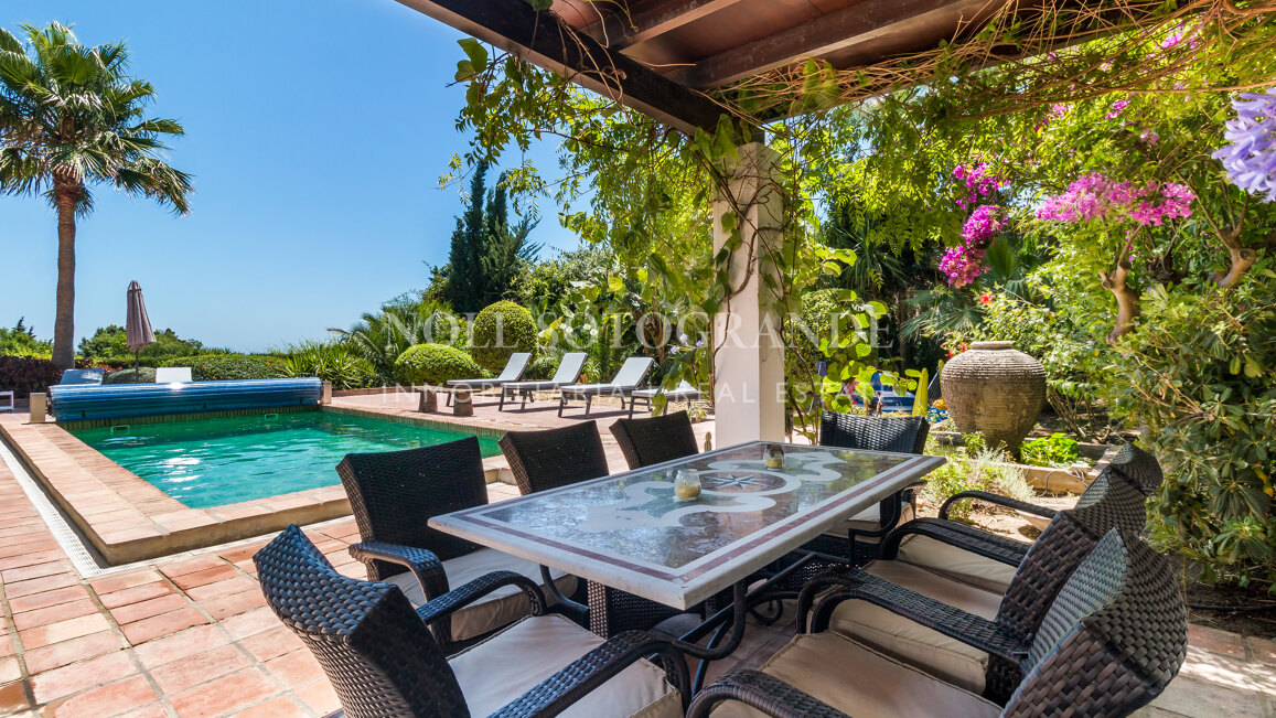 Casa Zana Luxusvilla mit Meerblick zur kurzfristigen Vermietung in Sotogrande Alto