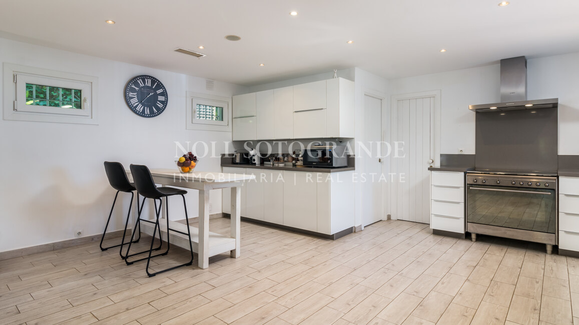 Casa Zana Luxusvilla mit Meerblick zur kurzfristigen Vermietung in Sotogrande Alto