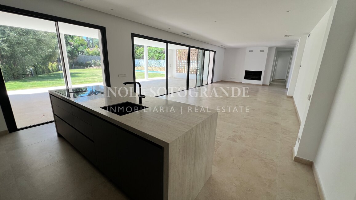 Modern elegance of a new villa for sale in Sotogrande