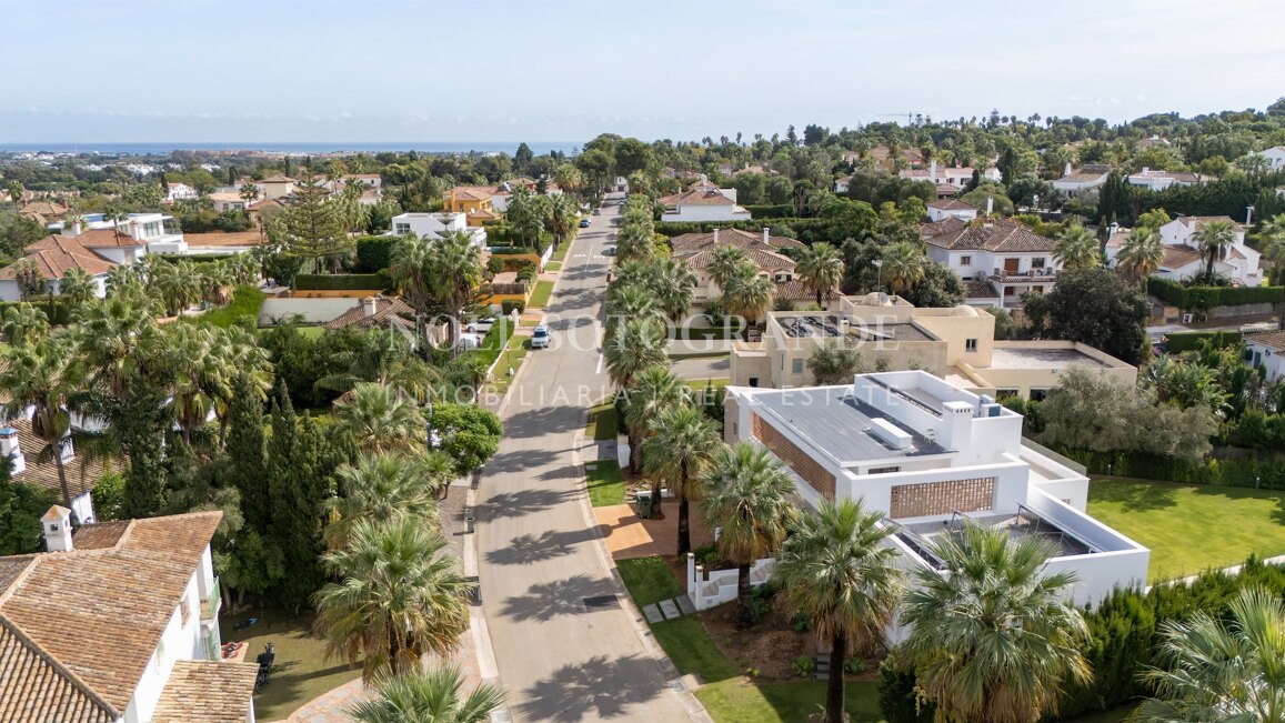Modern elegance of a new villa for sale in Sotogrande