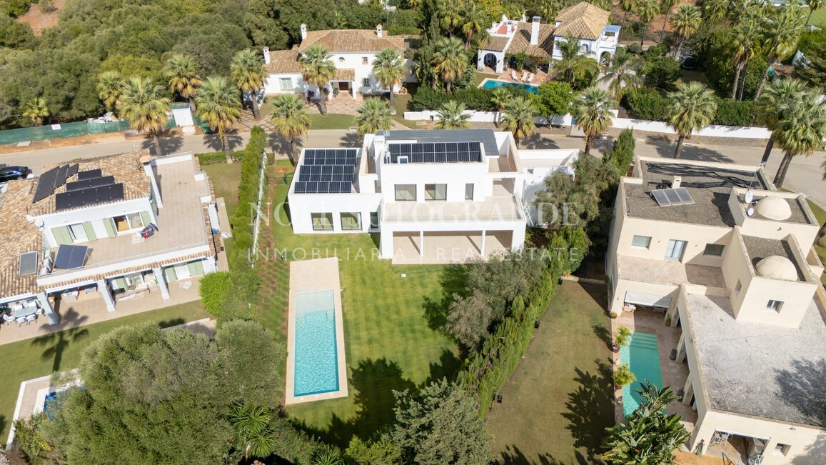 Modern elegance of a new villa for sale in Sotogrande
