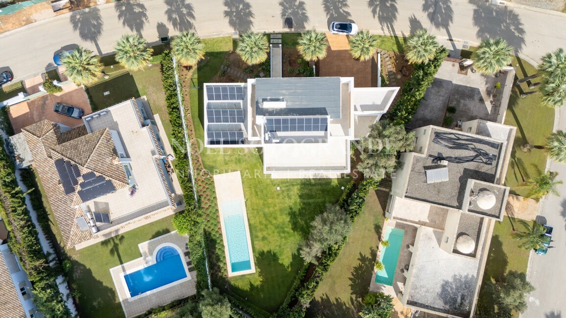 Modern elegance of a new villa for sale in Sotogrande
