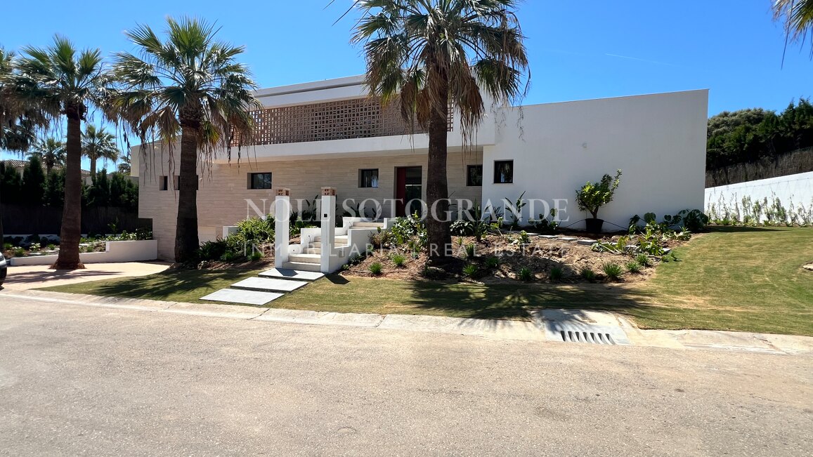Modern elegance of a new villa for sale in Sotogrande