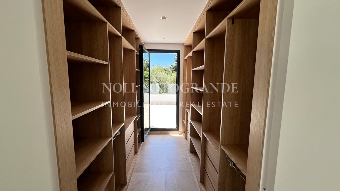 Modern elegance of a new villa for sale in Sotogrande