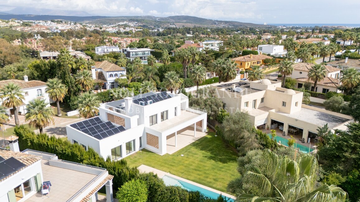 Modern elegance of a new villa for sale in Sotogrande