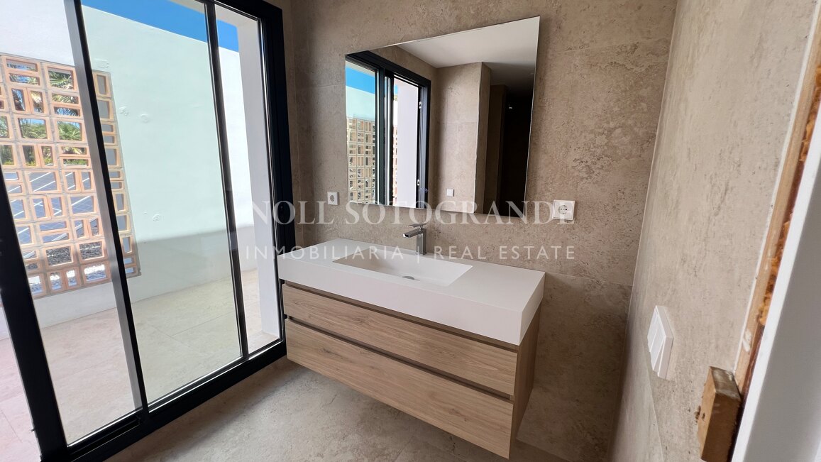 Modern elegance of a new villa for sale in Sotogrande